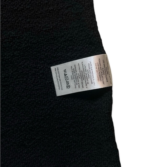 Free People We. The. Free Women’s Inside Out Distressed Hem Knitted Black Tee - Picture 8 of 11